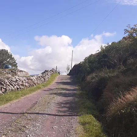 Cuckoo Tree House Beara Peninsula * Glengarriff
