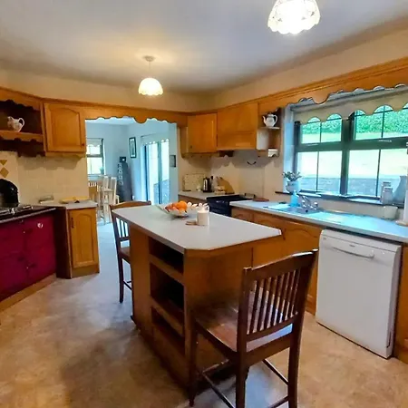 Cuckoo Tree House Beara Peninsula Glengarriff