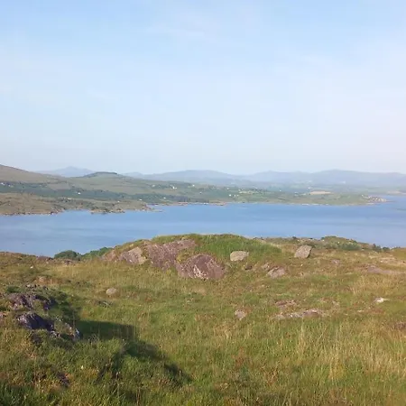 Cuckoo Tree House Beara Peninsula Tatil Evi