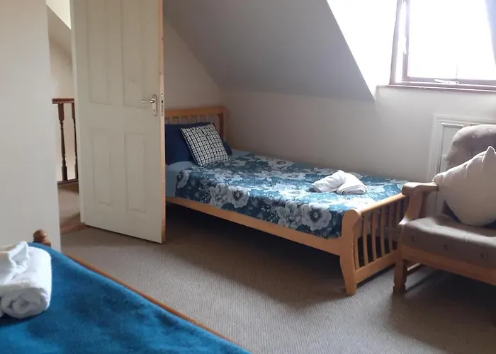 Cuckoo Tree House Beara Peninsula * Гленгаррифф