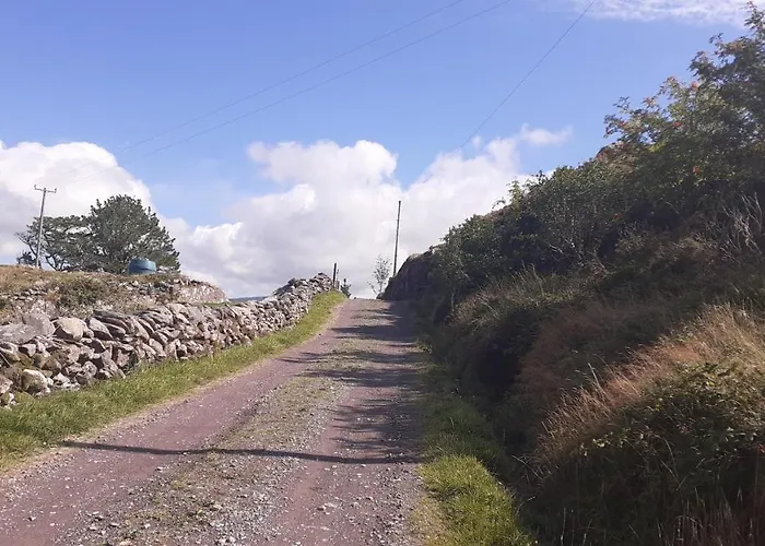 Cuckoo Tree House Beara Peninsula * Гленгаррифф